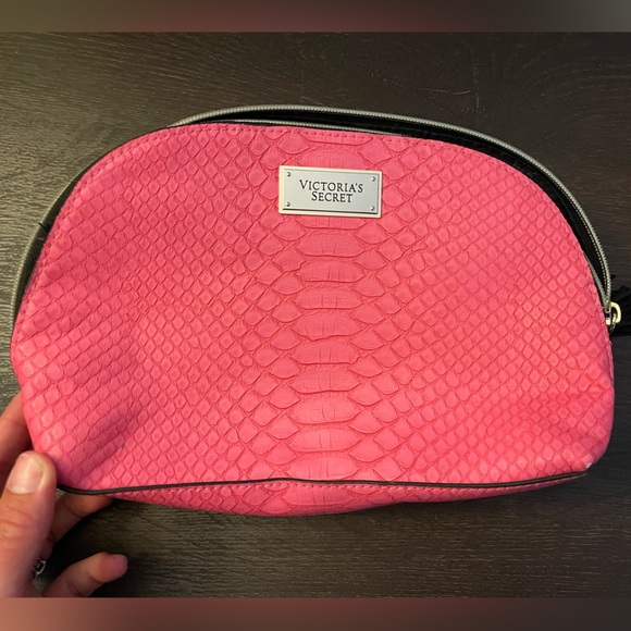 Victoria's Secret Handbags - Pink Victoria's Secret makeup bag